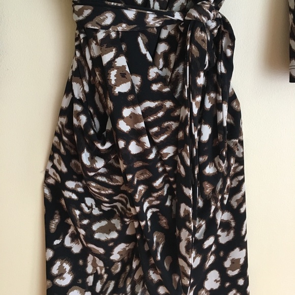 BCBG Animal Print Jersey Knit Wrap Dress XXS - Picture 4 of 5